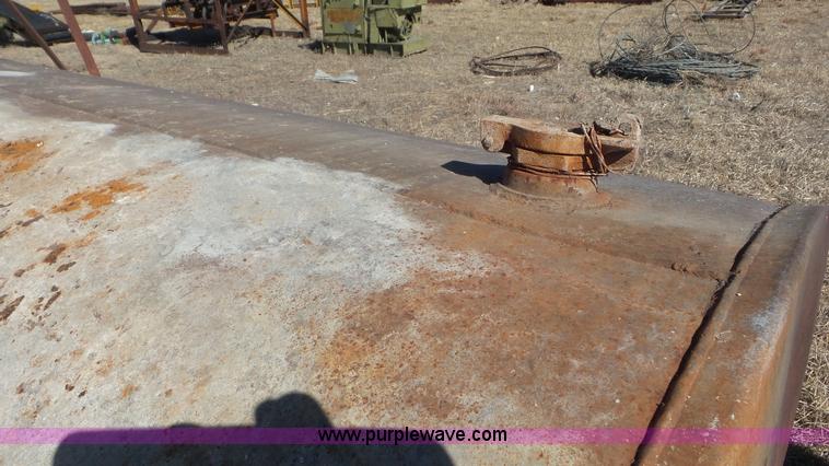 image for item CD9893 500 gallon fuel tank