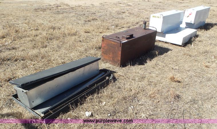 image for item CD9894 Assorted items