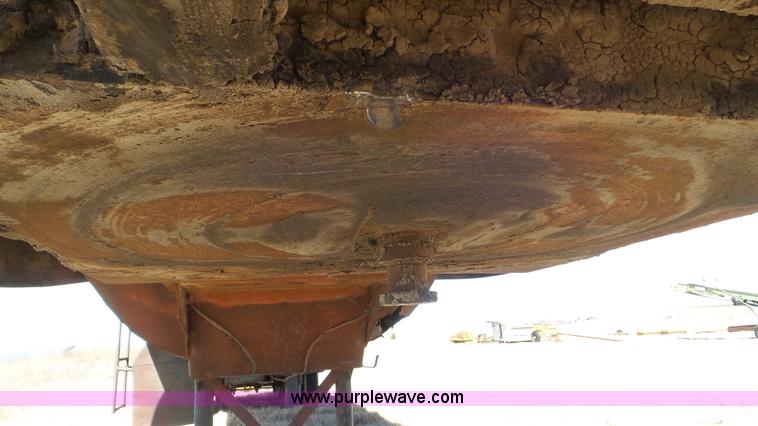 image for item CD9895 1957 Moser tank trailer