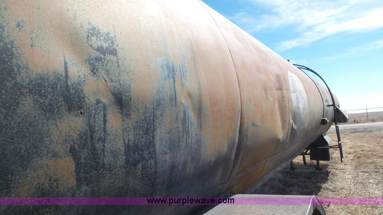 image for item CD9895 1957 Moser tank trailer