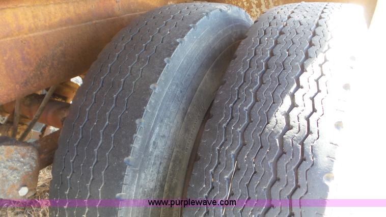 image for item CD9895 1957 Moser tank trailer