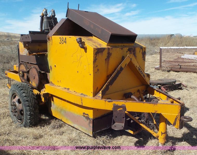 image for item CD9896 Little Ford asphalt patching machine