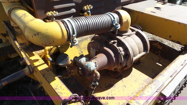 image for item CD9896 Little Ford asphalt patching machine