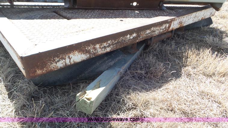 image for item CD9898 Flatbed