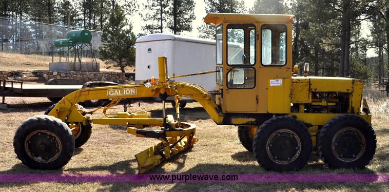 image for item G7064 Galion 530G rigid frame motor grader