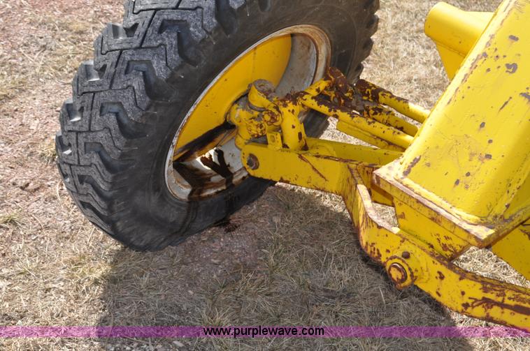 image for item G7064 Galion 530G rigid frame motor grader