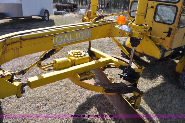 image for item G7064 Galion 530G rigid frame motor grader