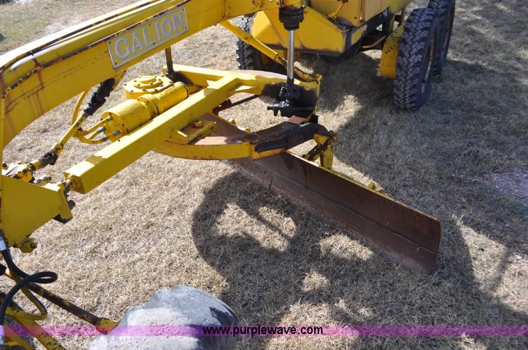 image for item G7064 Galion 530G rigid frame motor grader