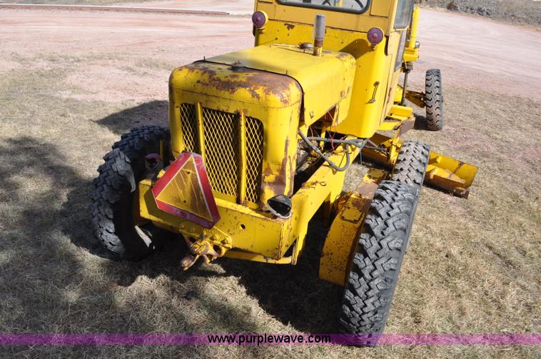 image for item G7064 Galion 530G rigid frame motor grader