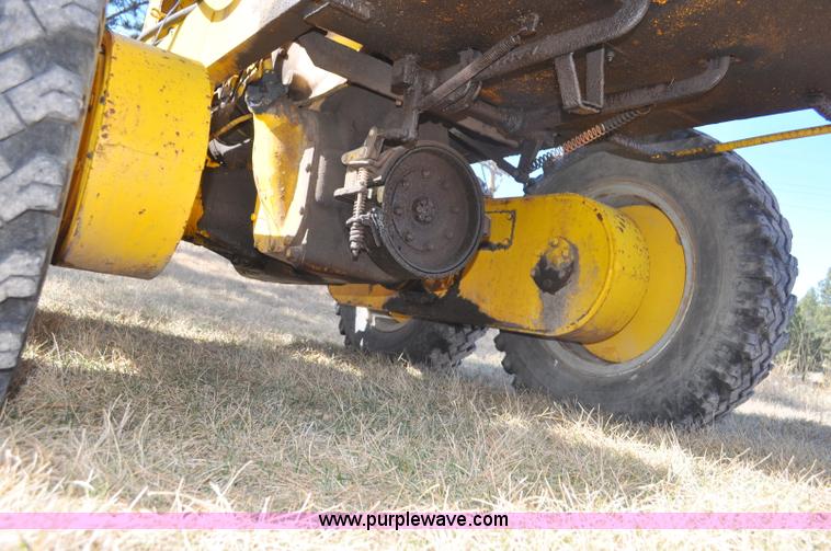 image for item G7064 Galion 530G rigid frame motor grader