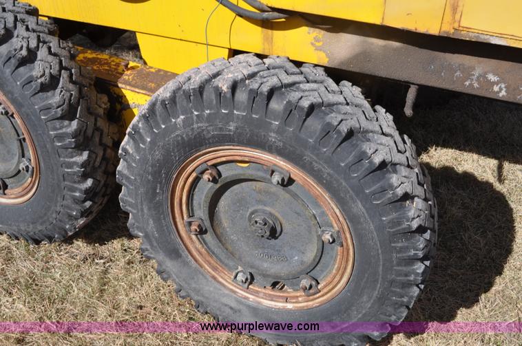 image for item G7064 Galion 530G rigid frame motor grader