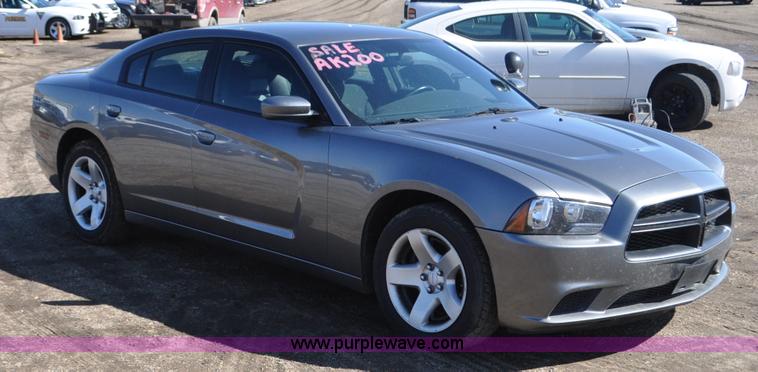 image for item G7246 2011 Dodge Charger Police