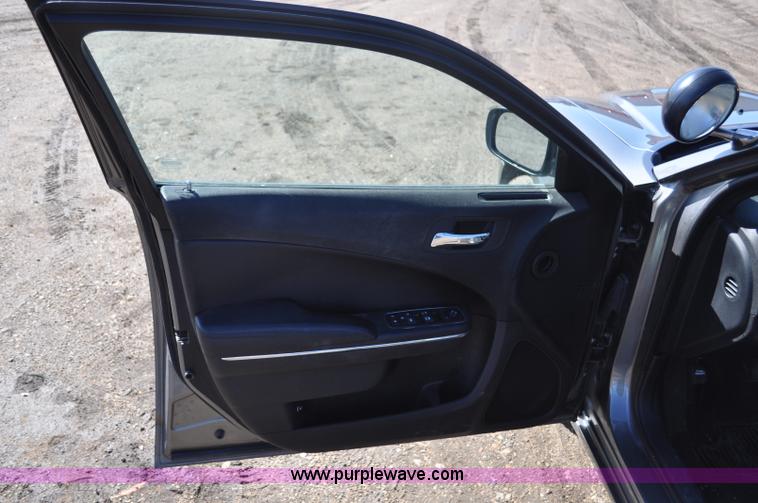 image for item G7246 2011 Dodge Charger Police