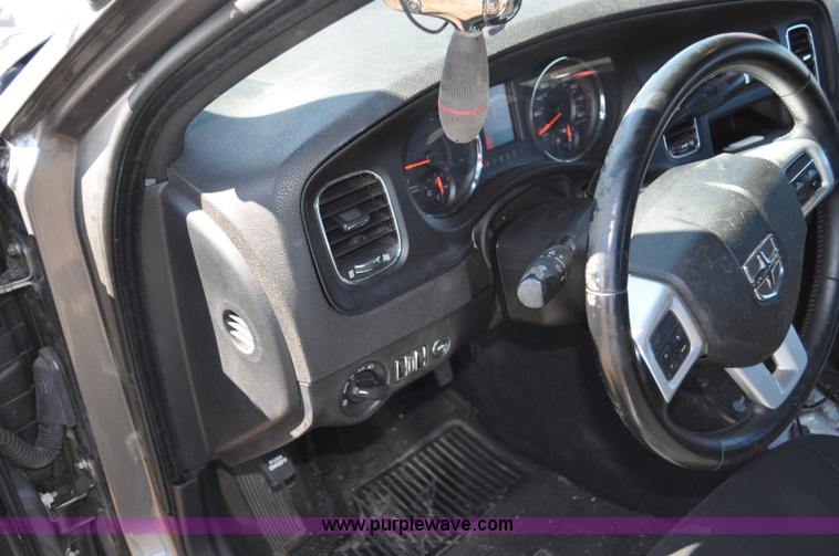 image for item G7246 2011 Dodge Charger Police