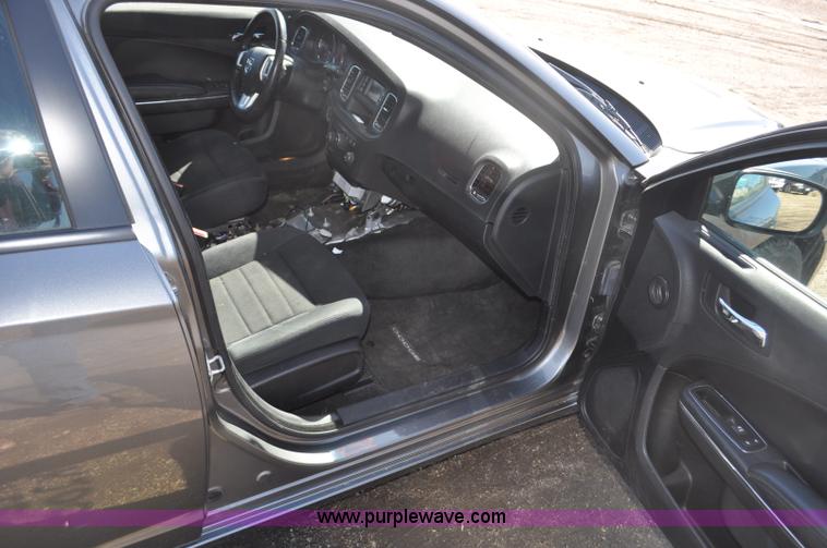 image for item G7246 2011 Dodge Charger Police