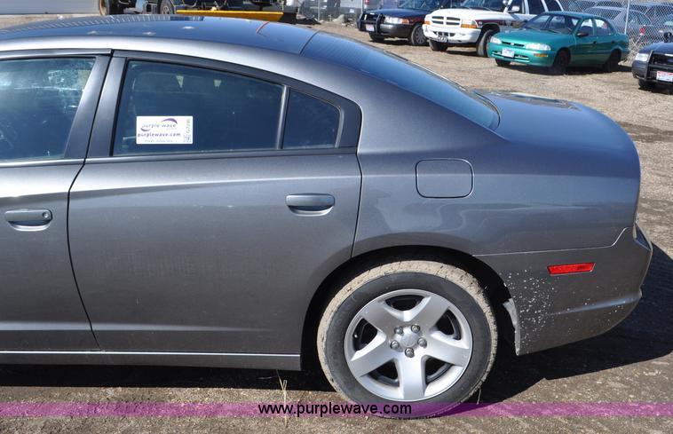 image for item G7246 2011 Dodge Charger Police