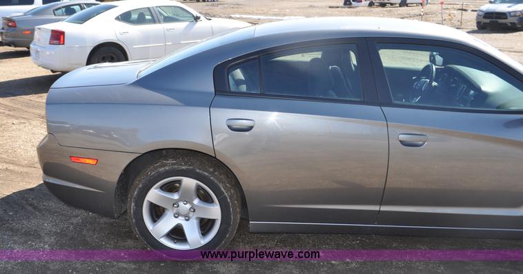 image for item G7246 2011 Dodge Charger Police