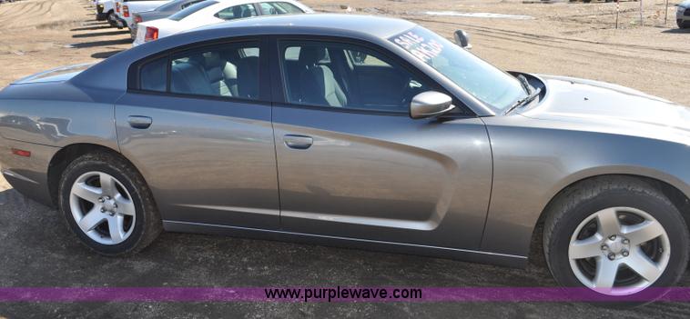 image for item G7246 2011 Dodge Charger Police