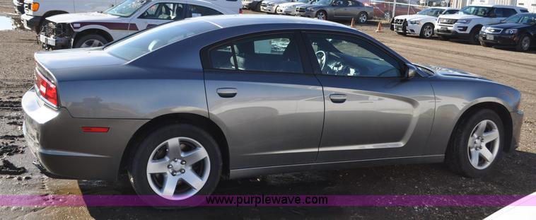 image for item G7254 2011 Dodge Charger Police