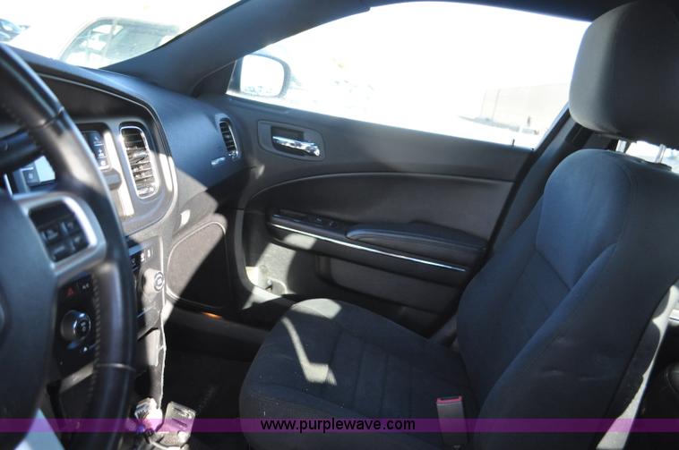 image for item G7254 2011 Dodge Charger Police