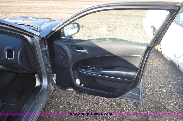 image for item G7254 2011 Dodge Charger Police