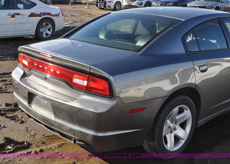 image for item G7254 2011 Dodge Charger Police