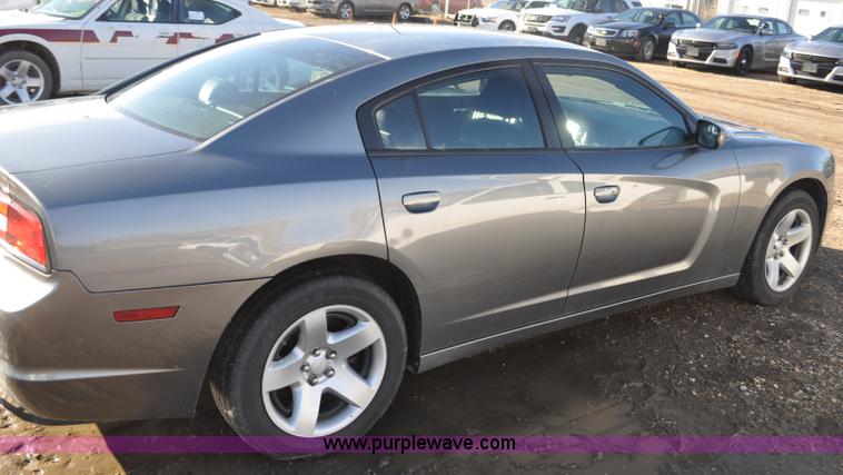 image for item G7254 2011 Dodge Charger Police