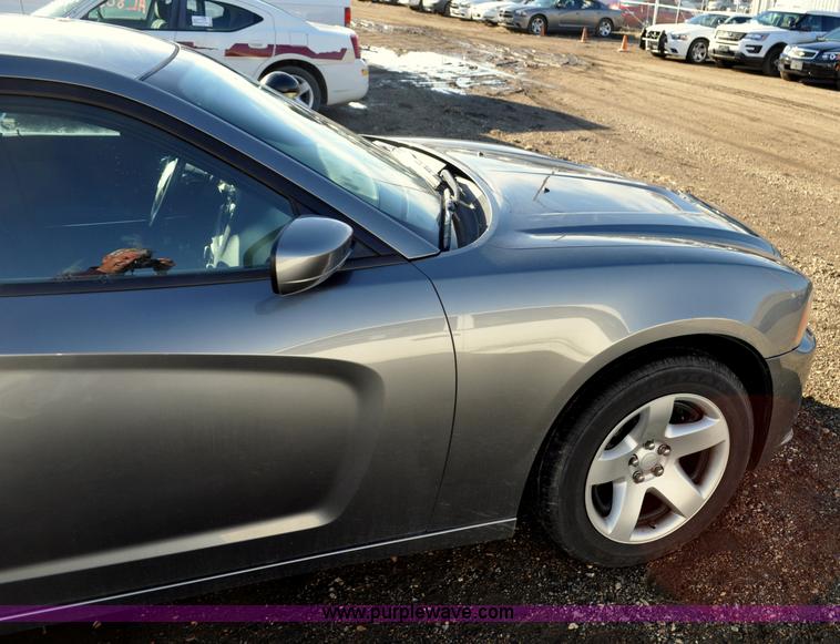 image for item G7254 2011 Dodge Charger Police