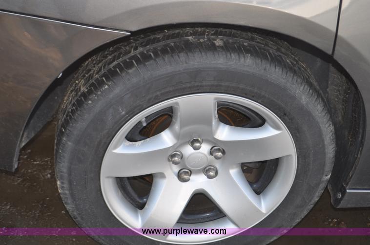 image for item G7254 2011 Dodge Charger Police