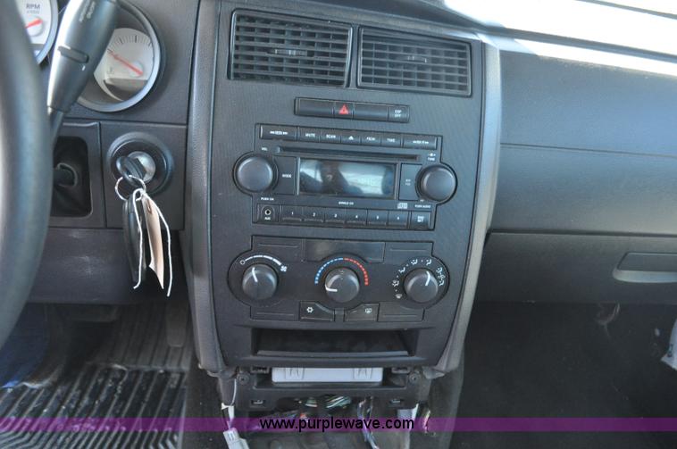 image for item G7268 2006 Dodge Charger