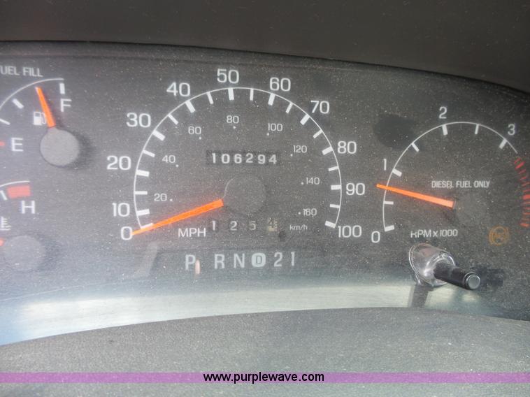 image for item J4225 1999 Ford F450 XL Super Duty utility truck