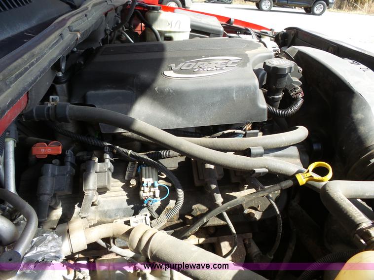 image for item J4227 2003 Chevrolet Suburban SUV