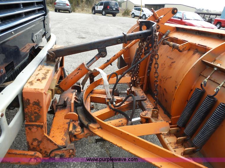 image for item J4228 2001 International 4900 dump truck