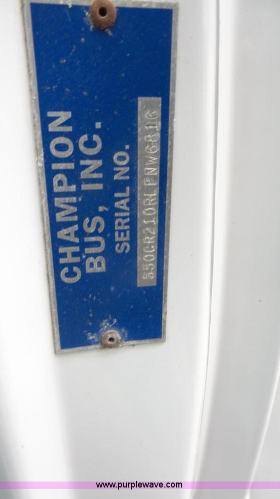 image for item J4702 2000 Ford 800 Champion bus