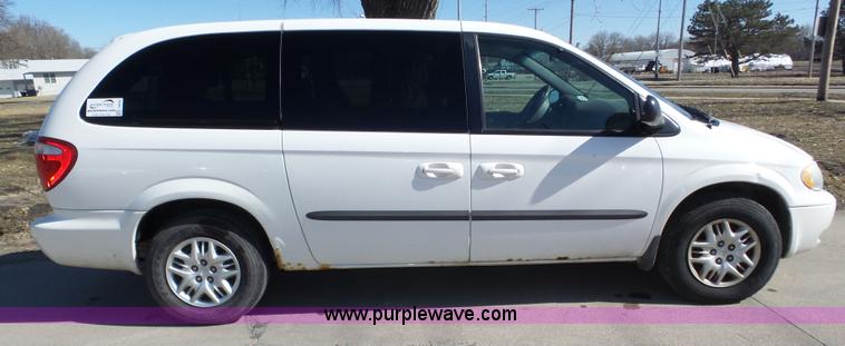 image for item J8896 2003 Dodge Grand Caravan Sport van