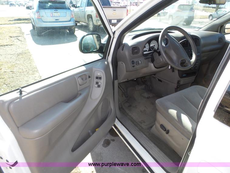 image for item J8896 2003 Dodge Grand Caravan Sport van