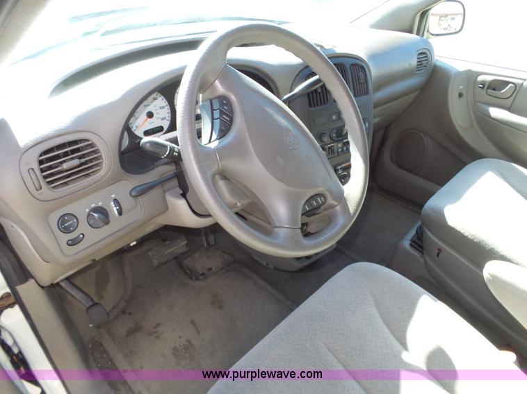 image for item J8896 2003 Dodge Grand Caravan Sport van