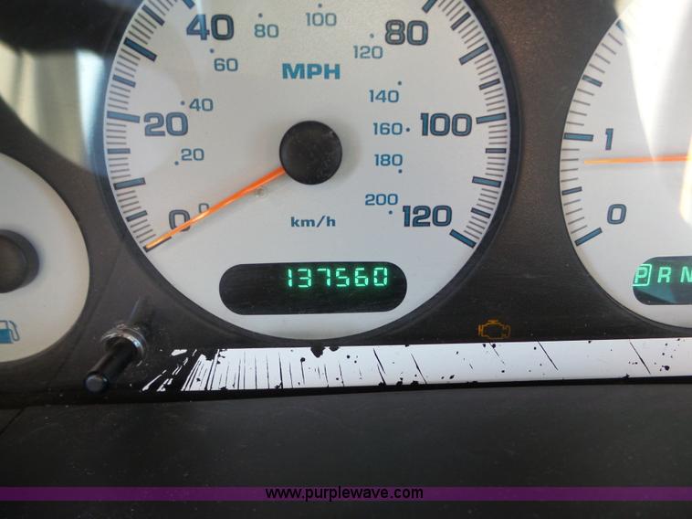 image for item J8896 2003 Dodge Grand Caravan Sport van