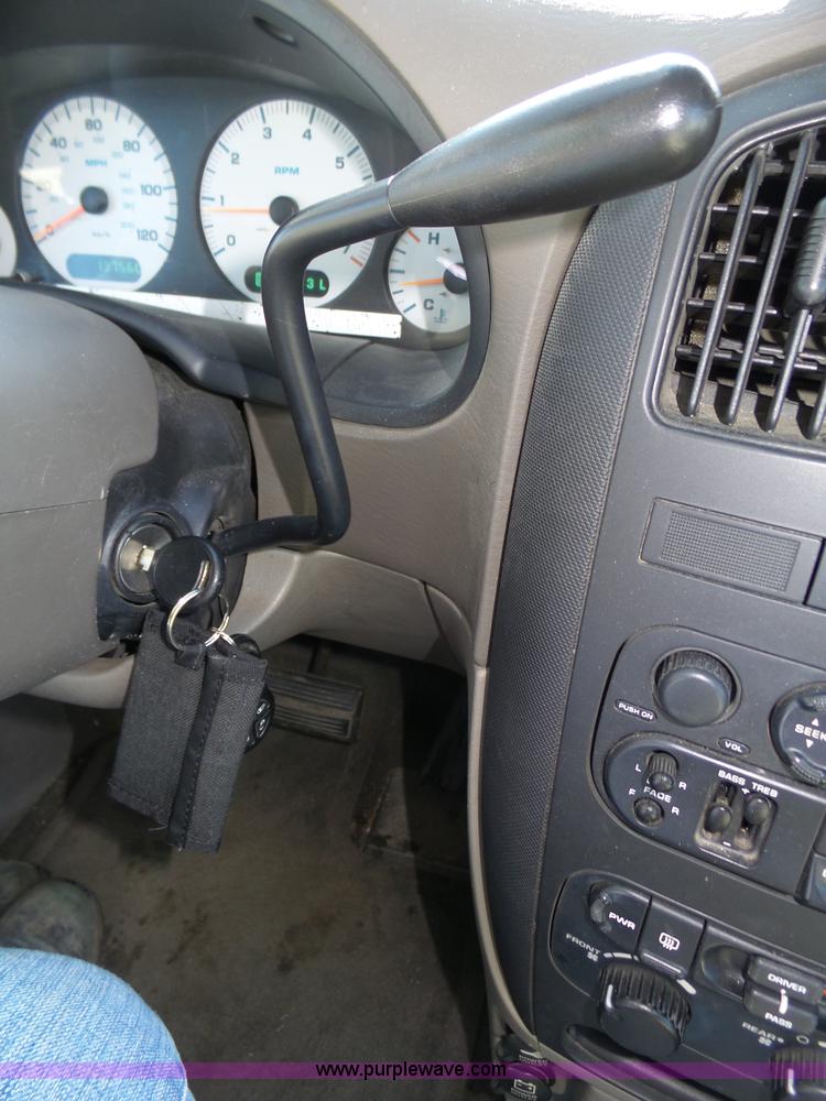 image for item J8896 2003 Dodge Grand Caravan Sport van