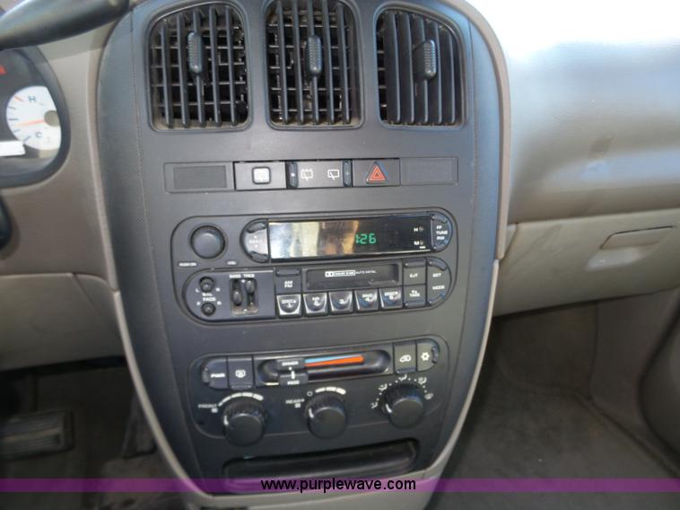 image for item J8896 2003 Dodge Grand Caravan Sport van