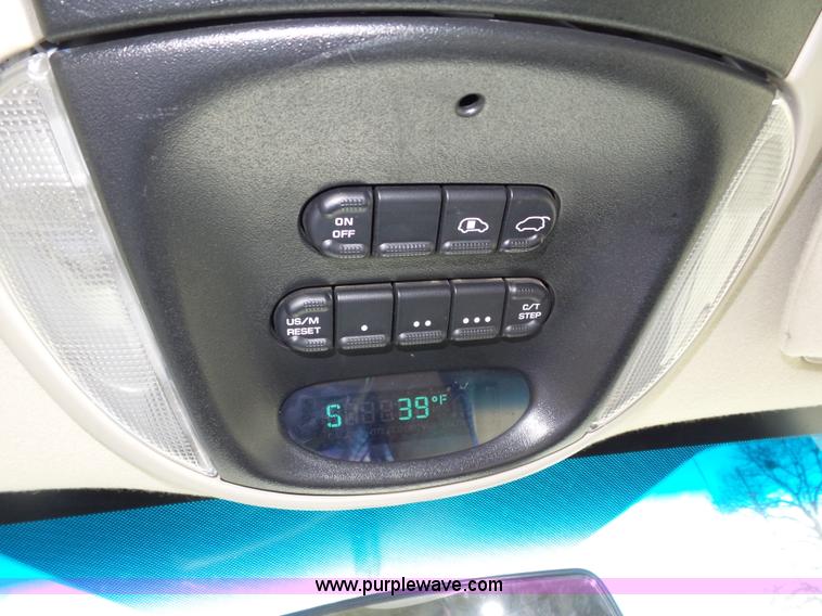 image for item J8896 2003 Dodge Grand Caravan Sport van