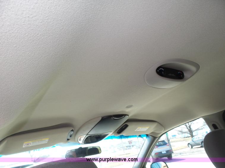 image for item J8896 2003 Dodge Grand Caravan Sport van