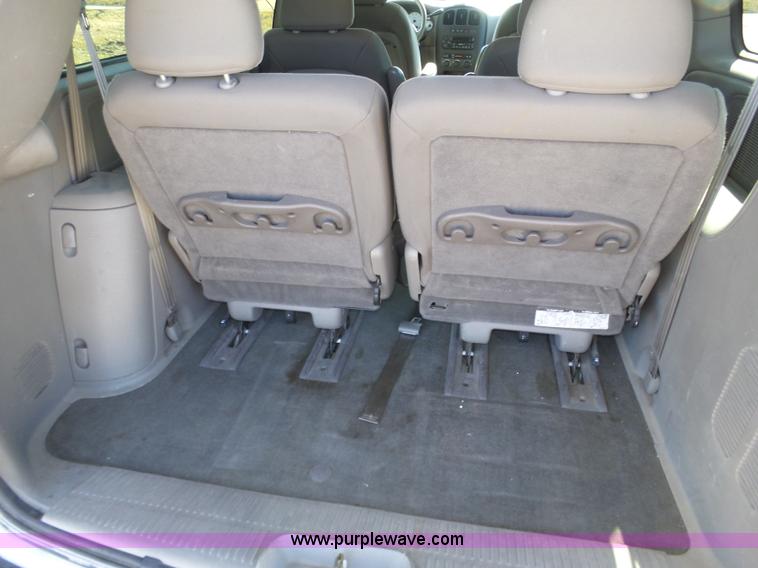 image for item J8896 2003 Dodge Grand Caravan Sport van