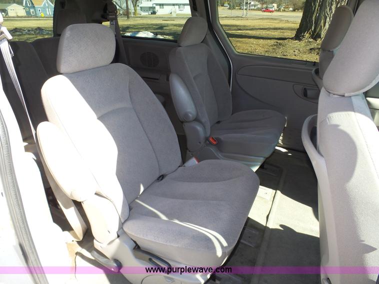 image for item J8896 2003 Dodge Grand Caravan Sport van