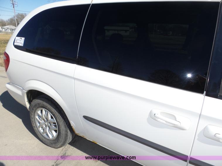 image for item J8896 2003 Dodge Grand Caravan Sport van