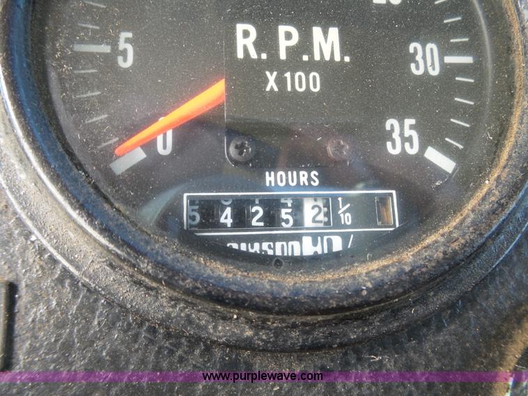 image for item J8925 1978 Oshkosh P-2323-5 sander truck