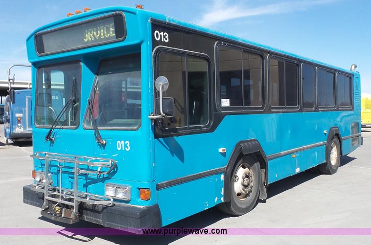 image for item K5004 1996 Gillig Phantom shuttle bus