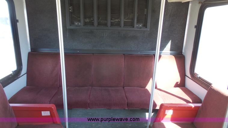 image for item K5004 1996 Gillig Phantom shuttle bus