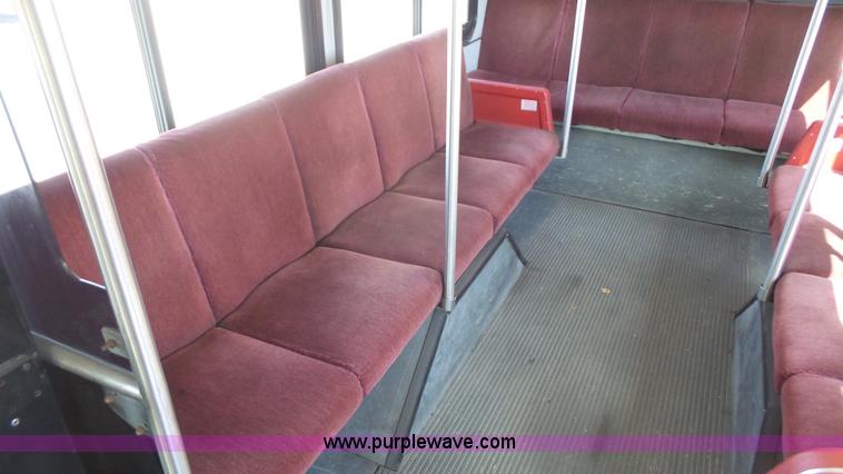 image for item K5004 1996 Gillig Phantom shuttle bus