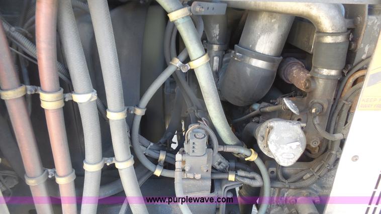 image for item K5004 1996 Gillig Phantom shuttle bus